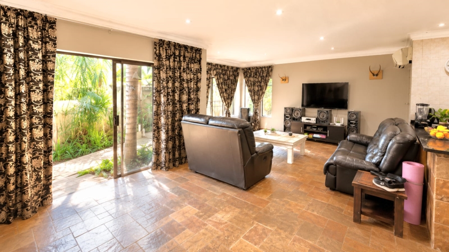 3 Bedroom Property for Sale in Melodie North West
